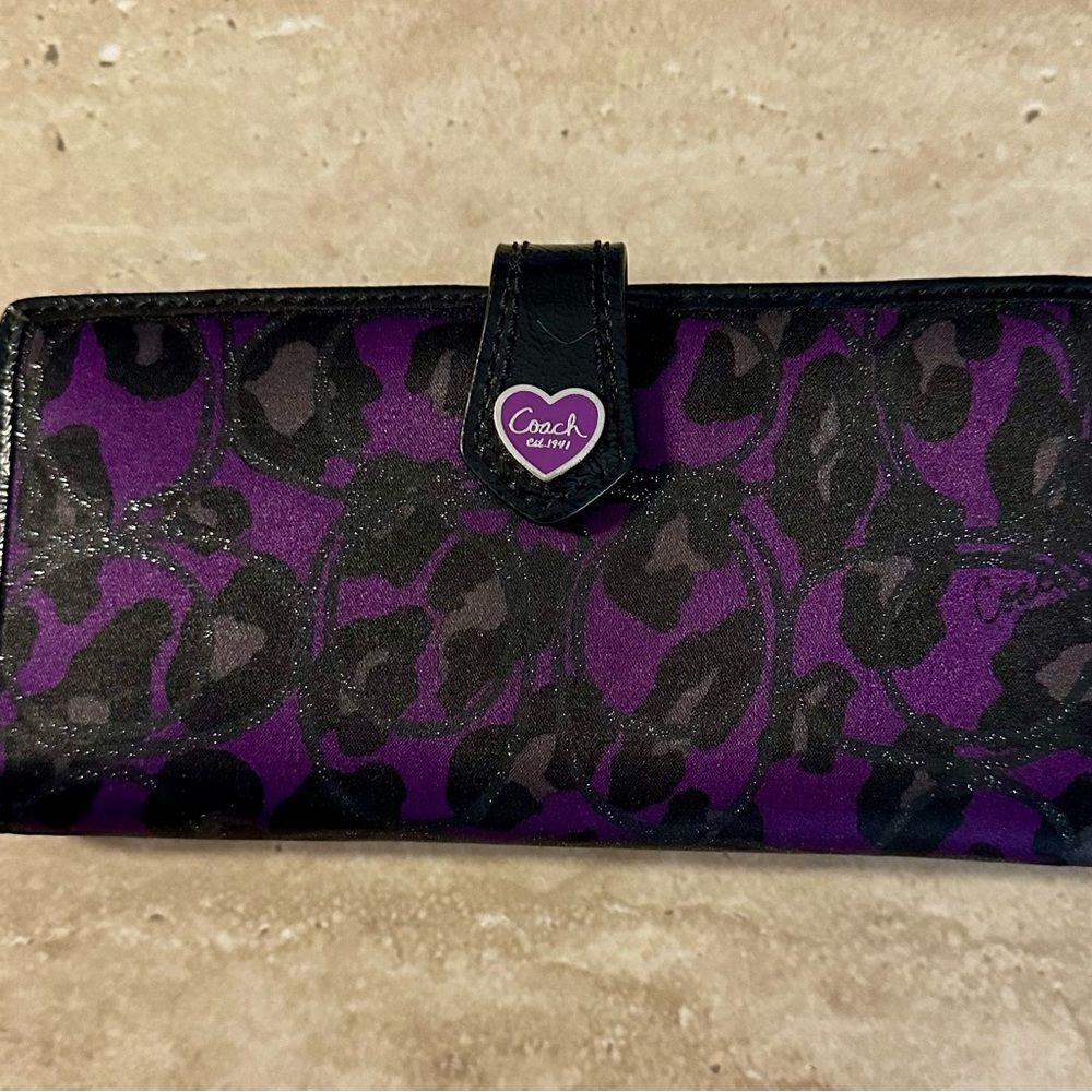 Coach Wallet-Purple/Black Cheetah Print